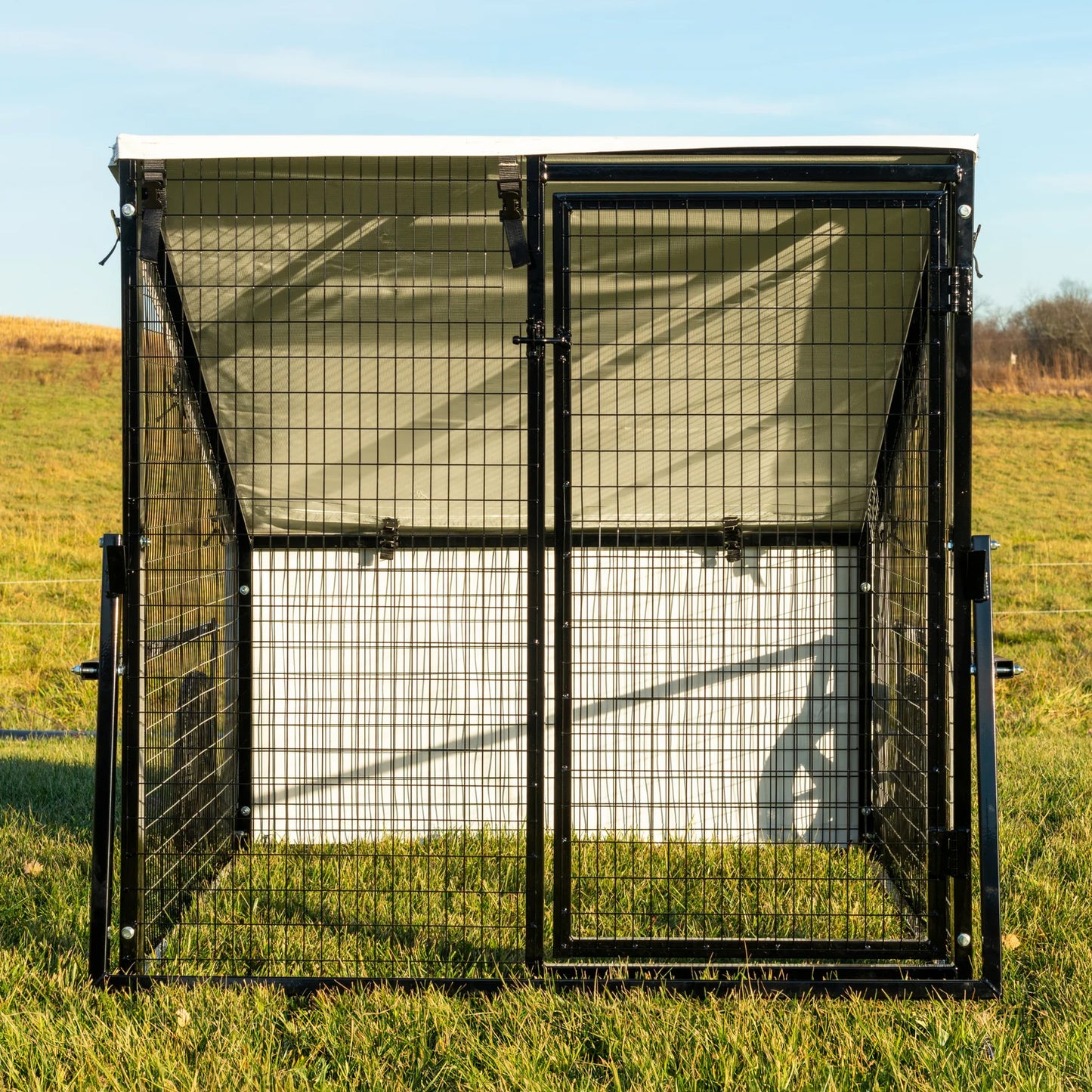 Porta-Coop 4'x5' Haven (6-8 chickens)