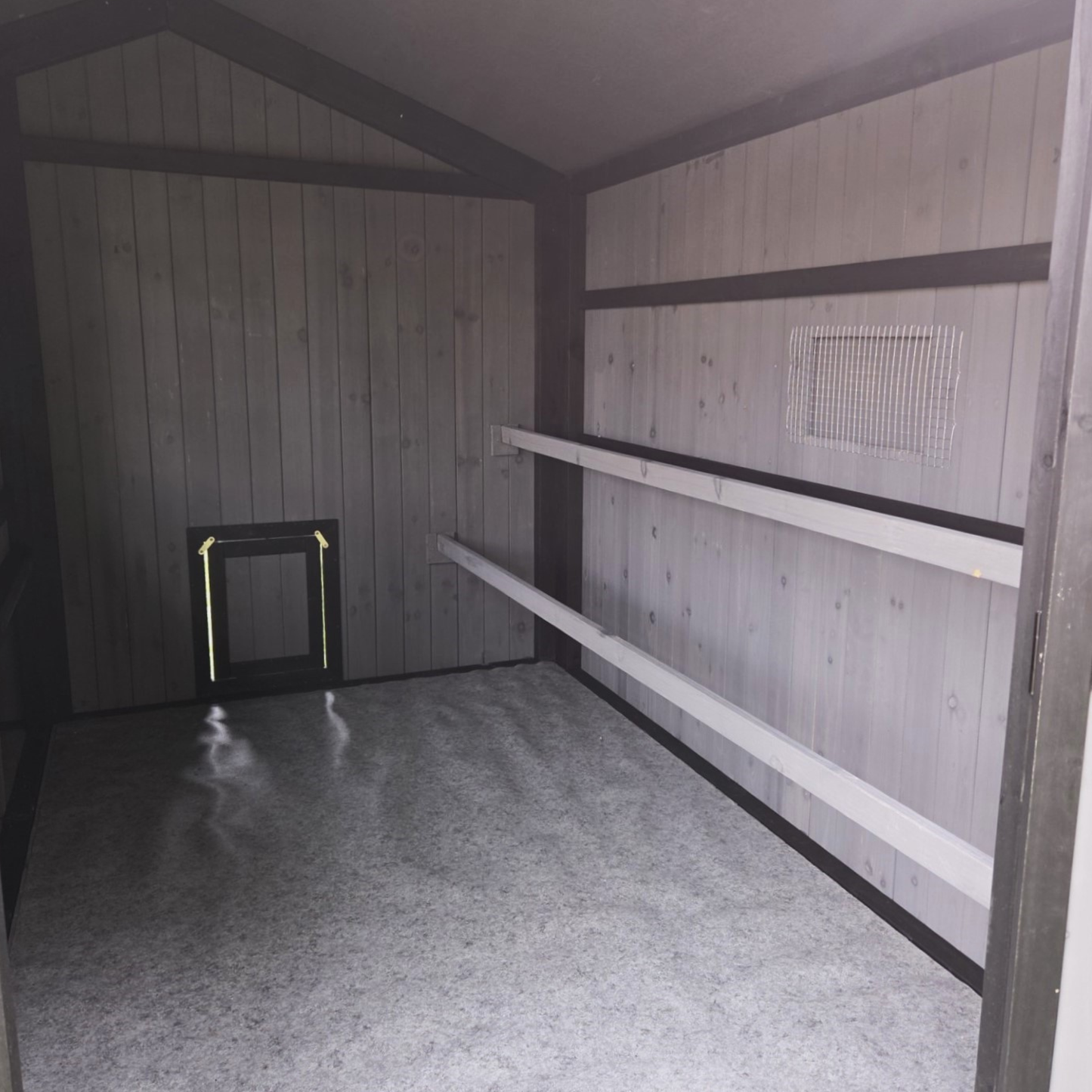 Rugged Ranch Amish Style Chicken Coop (6-8 chickens)