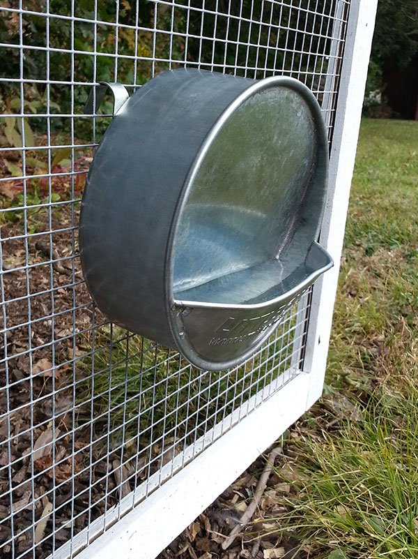 Round Hanging Chicken Waterer