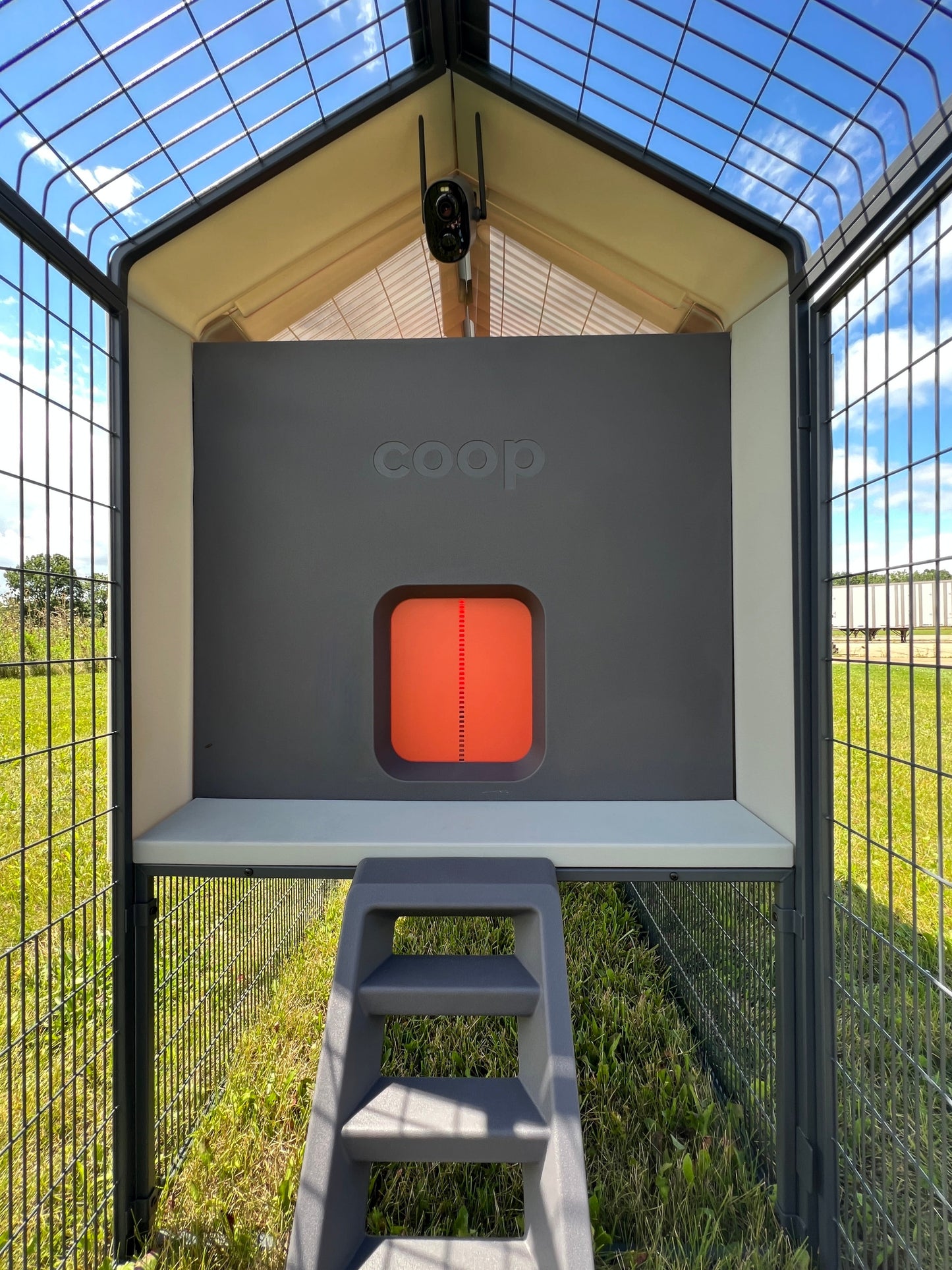 The Smart Coop + Extended Range Run (4-6 chickens)