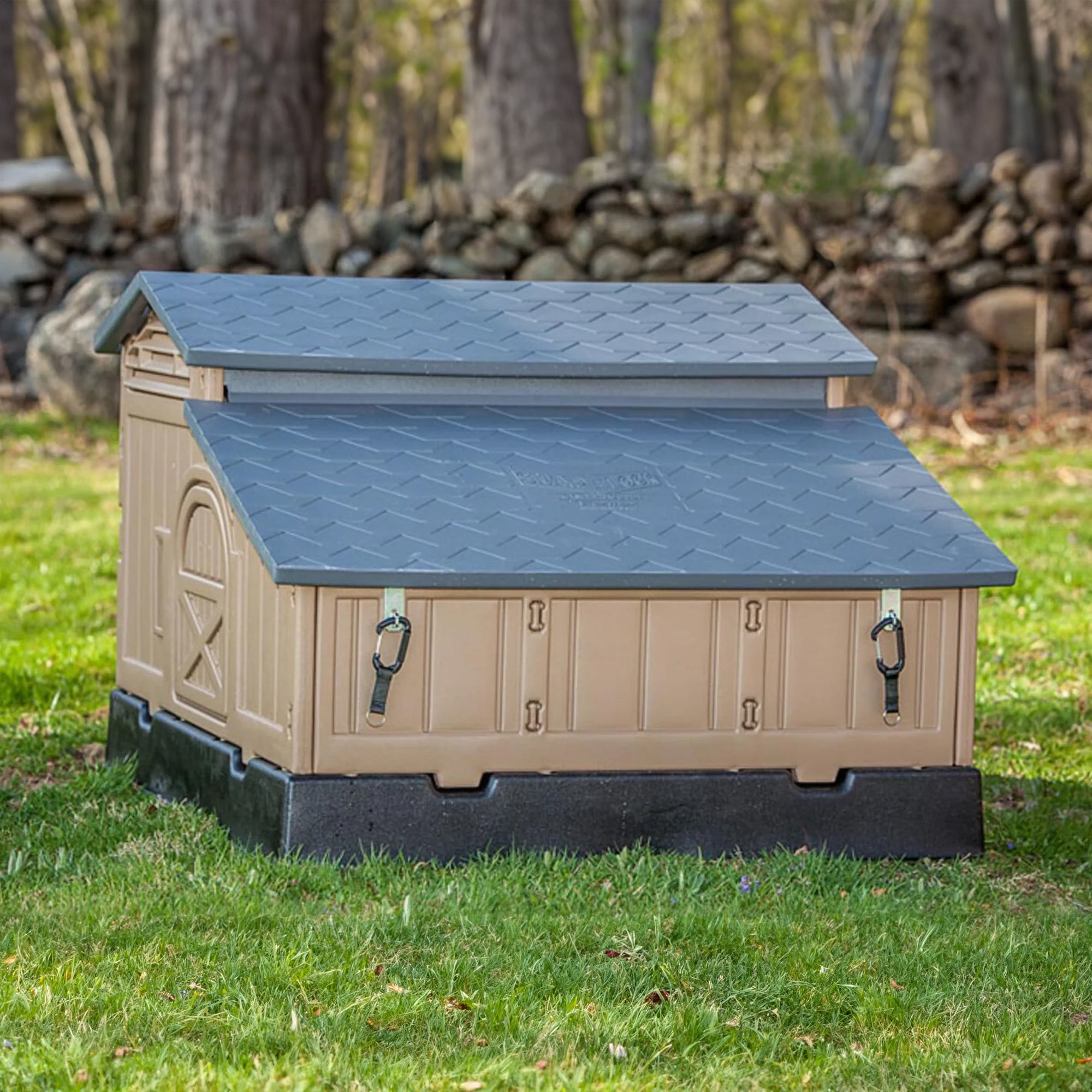 Snap Lock Formex Chicken Coop, Standard Tan (Up to 4 Chickens