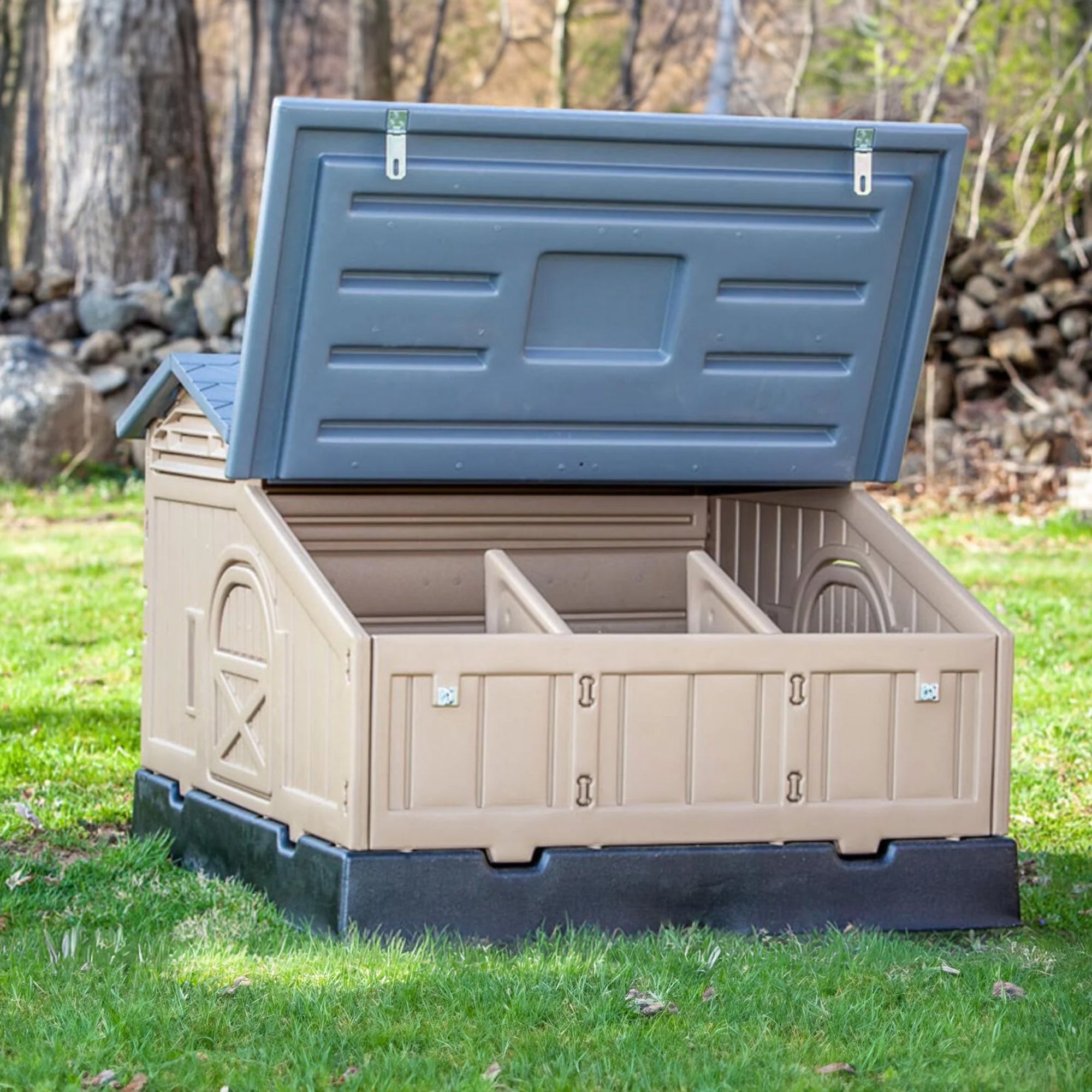 Snap Lock Formex Chicken Coop, Standard Tan (Up to 4 Chickens