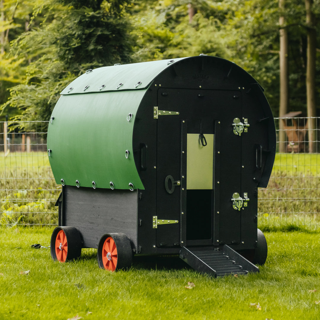 Nestera Wagon Chicken Coop