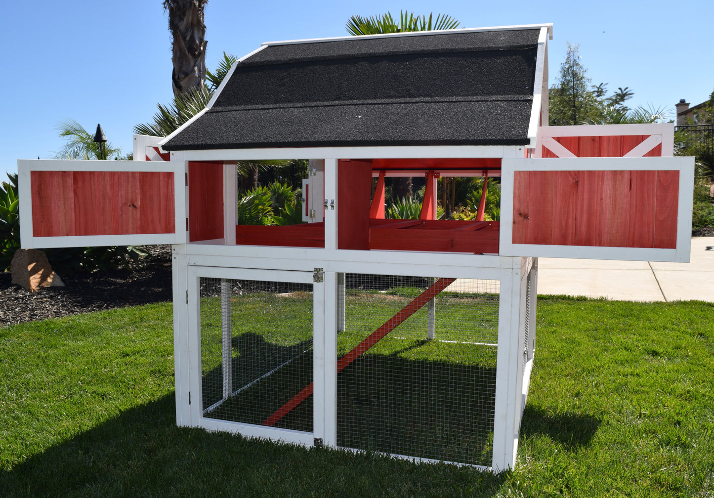 Omaha Chicken Coop (4-6 chickens)