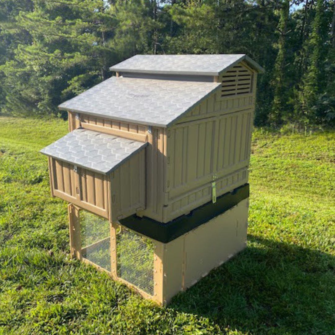 Snap Lock Formex Chicken Coop, Large Tan (Up to 8 Chickens) My Pet