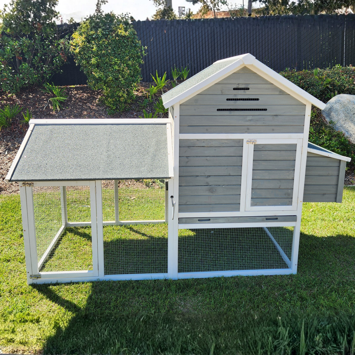 Raised Wooden Chicken Coop, Sage (4-6 chickens)
