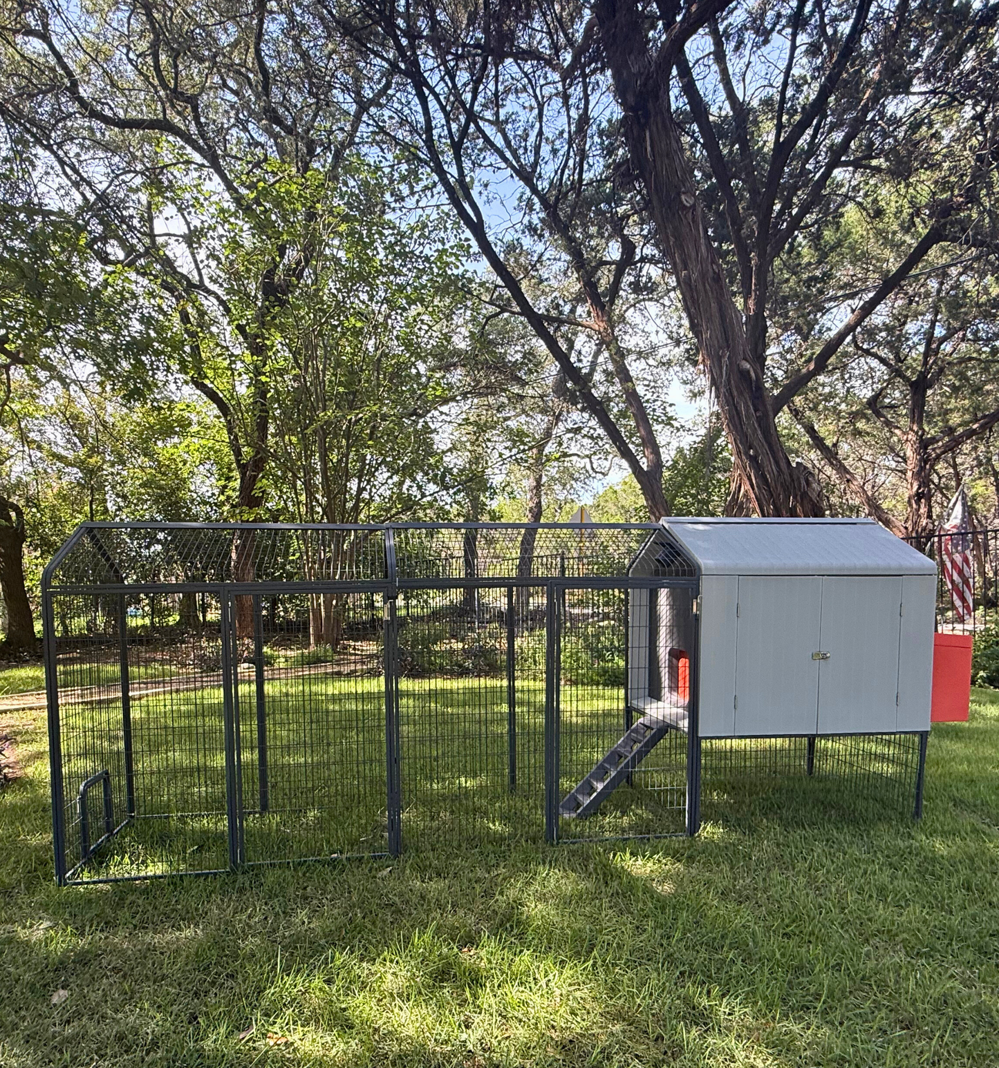 The Smart Coop + Extended Range Run (4-6 chickens)