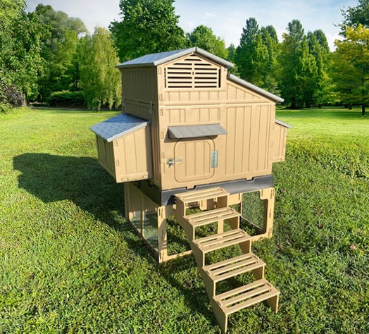 Formex Snap Lock Large Chicken Coop by Formex (Up to 8 Chickens), White | My Pet Chicken